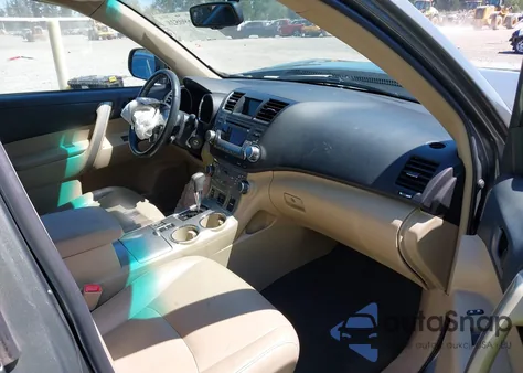 2011 Toyota Highlander Se V6 из США, поврежденный, VIN 5TDBK3EH0BS042476